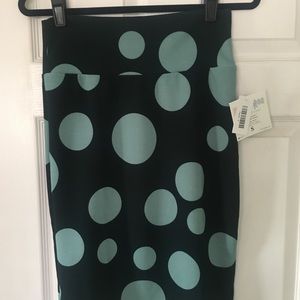 Polka dot stretchy pencil skirt 🤩 😍